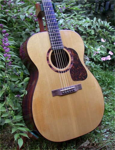 Rosewood and cedar jumbo